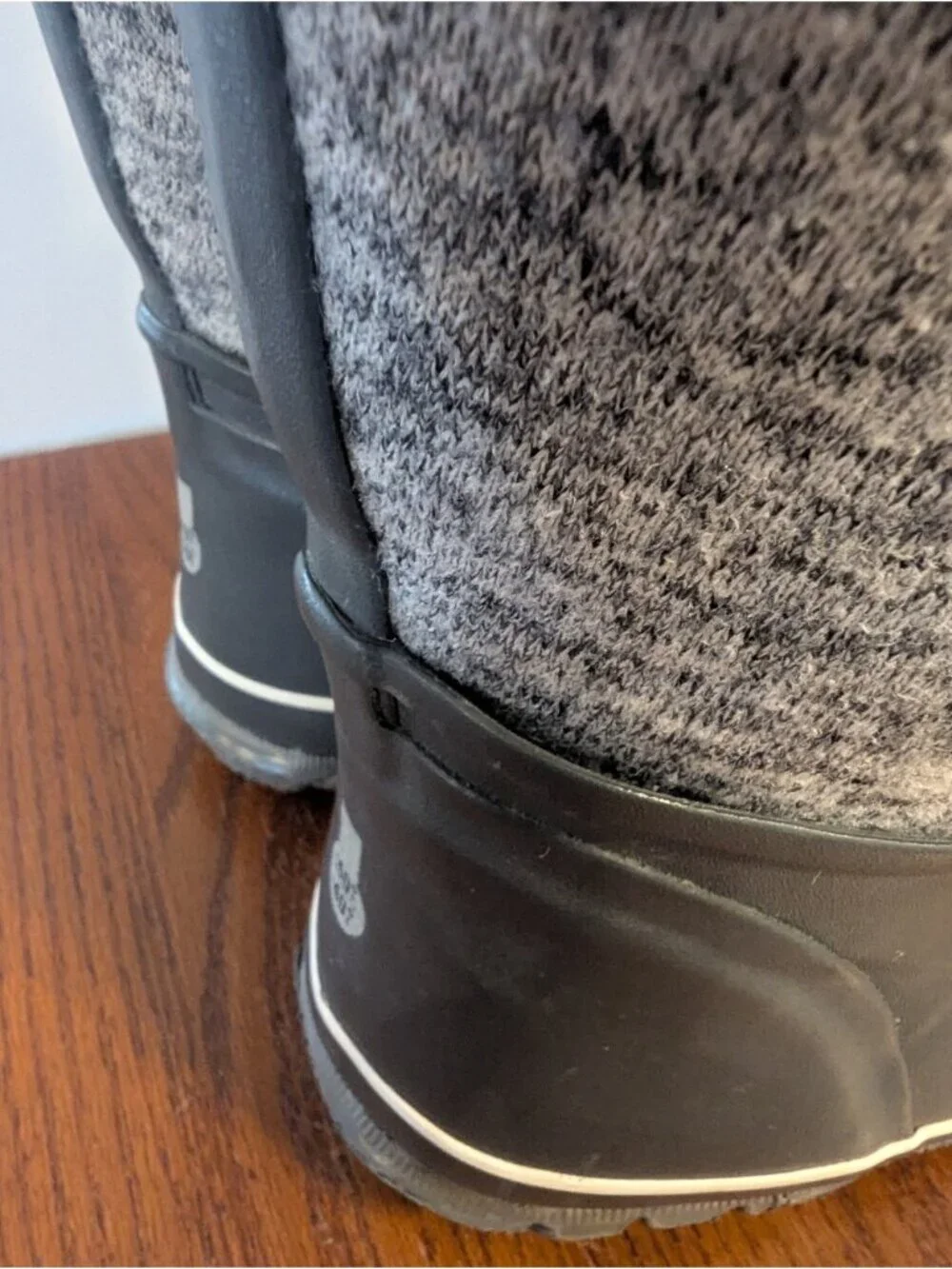 Bogs –Arcata Knit Kids Winter Boots Gray   Multi Waterproof -40 C  Unisex Size 5